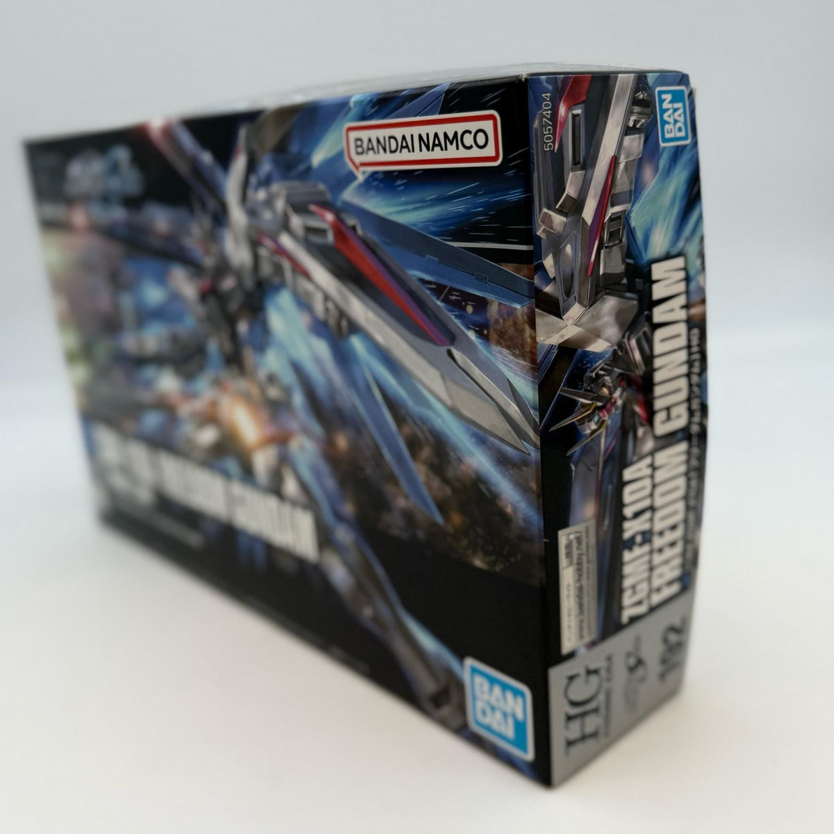 Bandai HGCE 1/144 HG ZGMF-X10A Freedom Gundam Seed Mobile Suit Model Kit JAPAN