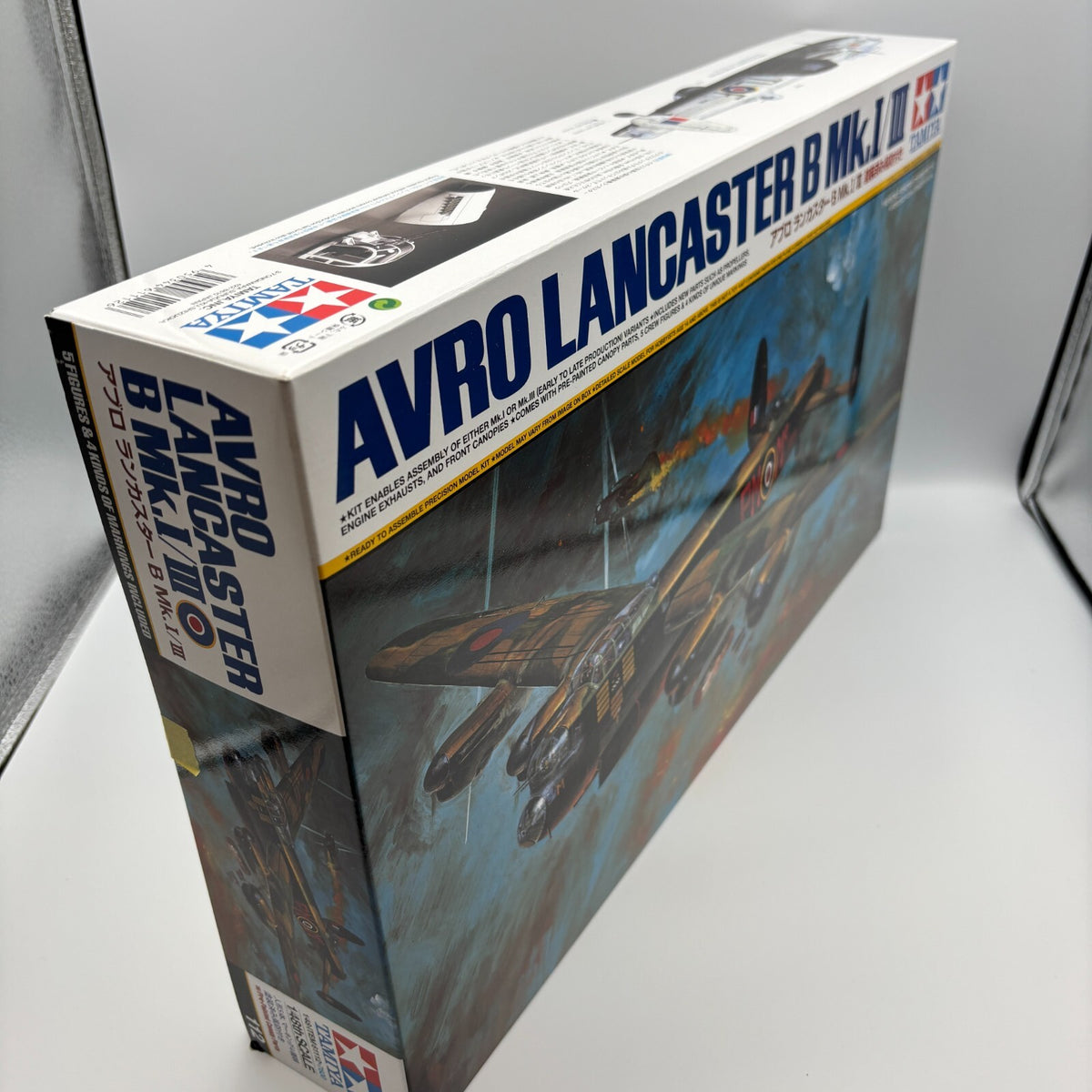 1/48 Avro Lancaster B Mk.I/III Plastic Model Kit 61112 Tamiya Japan Import