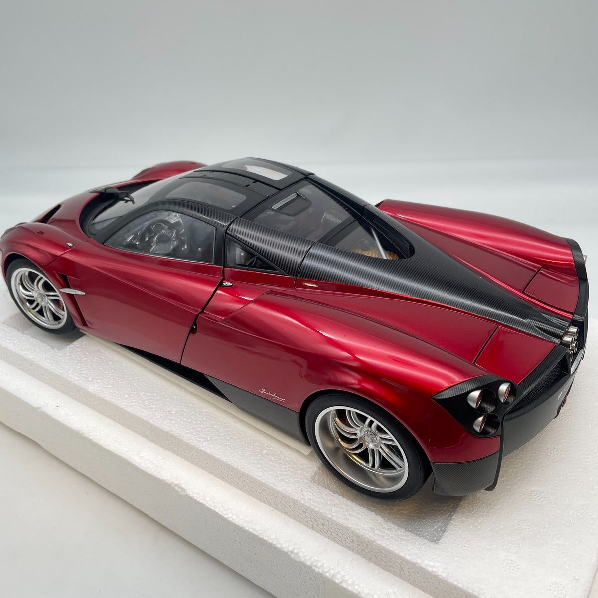1/12 Pagani Huayra Metallic Red Minicar Model Kit AUTOart Japan Import
