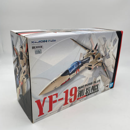 BANDAI DX Chogokin Macross Plus YF-19 Full Set Pack Figure
