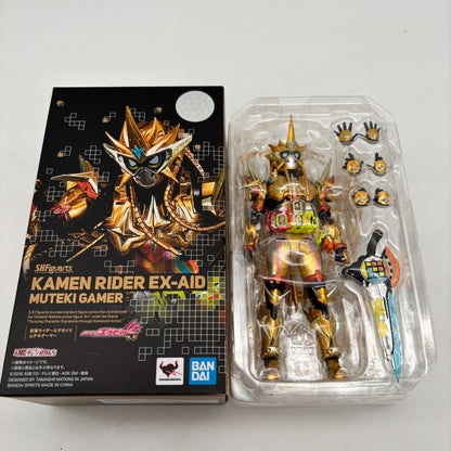 S.H.Figuarts Kamen Rider Ex-Aid Muteki Gamer Masked Rider Action Figure Bandai