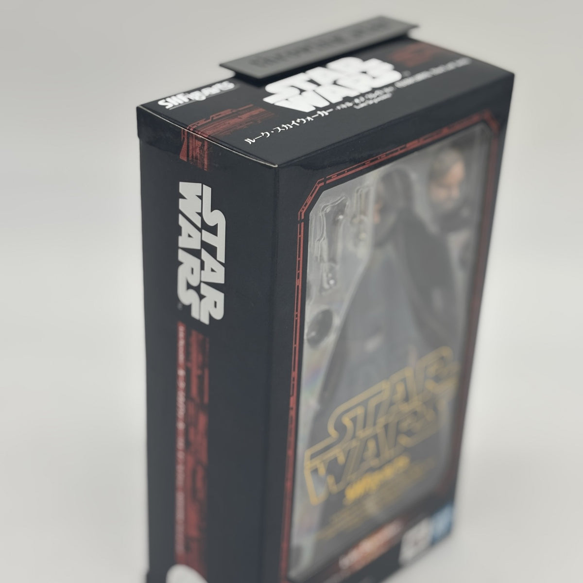 S.H.Figuarts STAR WARS The Last Jedi Luke Skywalker Battle of Crate Ver. BANDAI