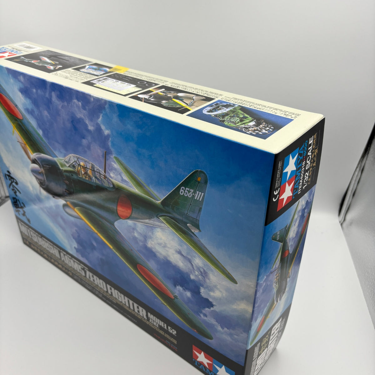 Tamiya No.18 Japanese Navy Mitsubishi Zero Fighter Type52 1/32 Plastic Model