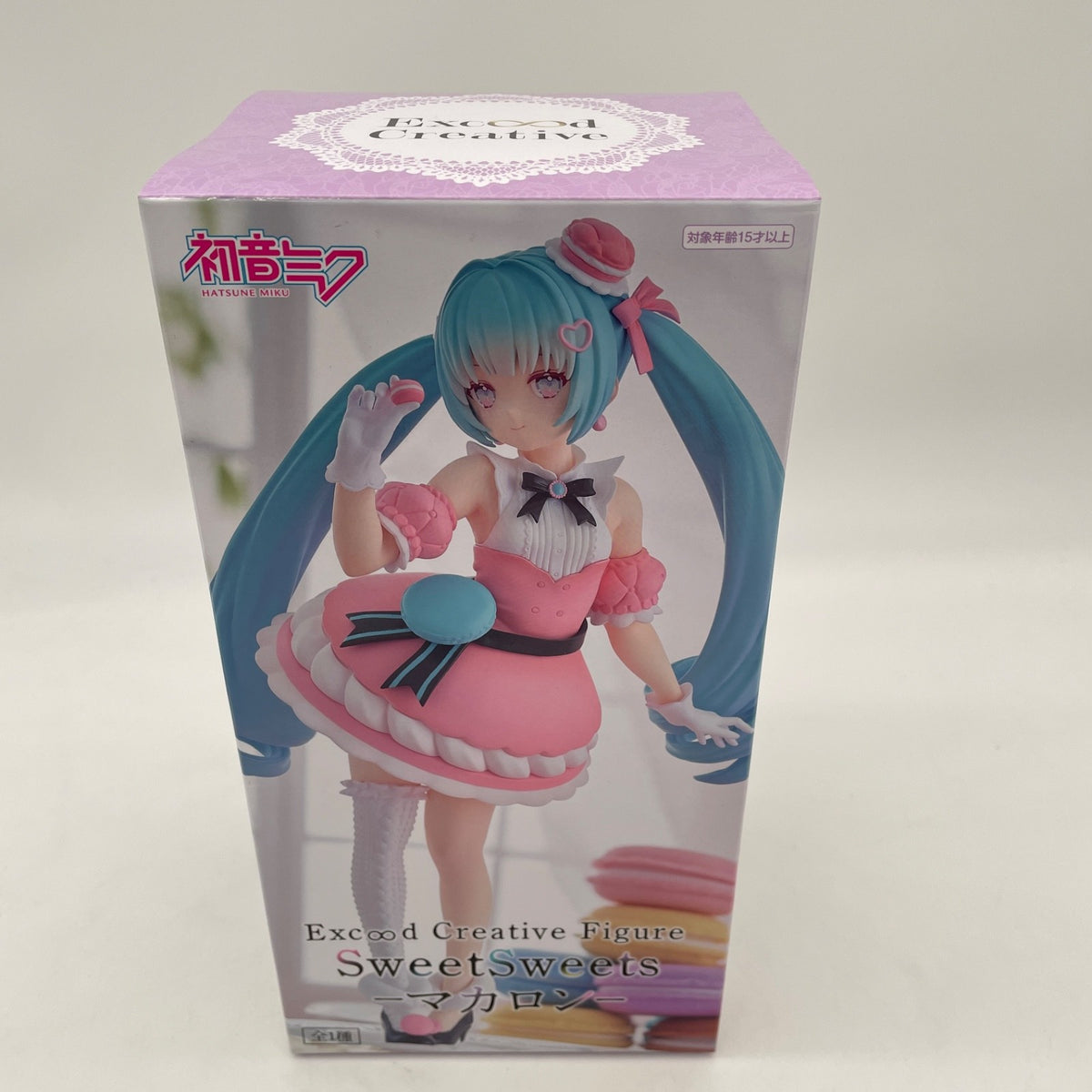 Hatsune Miku Exceed Creative Figure SweetSweets Macaron FURYU JAPAN