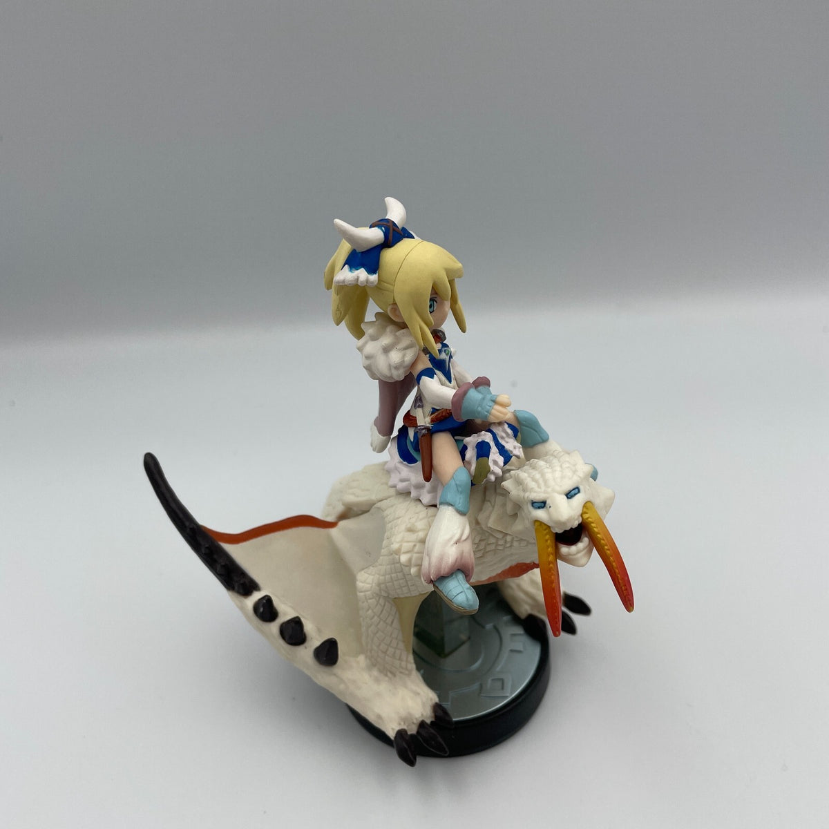 amiibo Barioth Ayuria Monster Hunter Stories Nintendo Figure From Japan