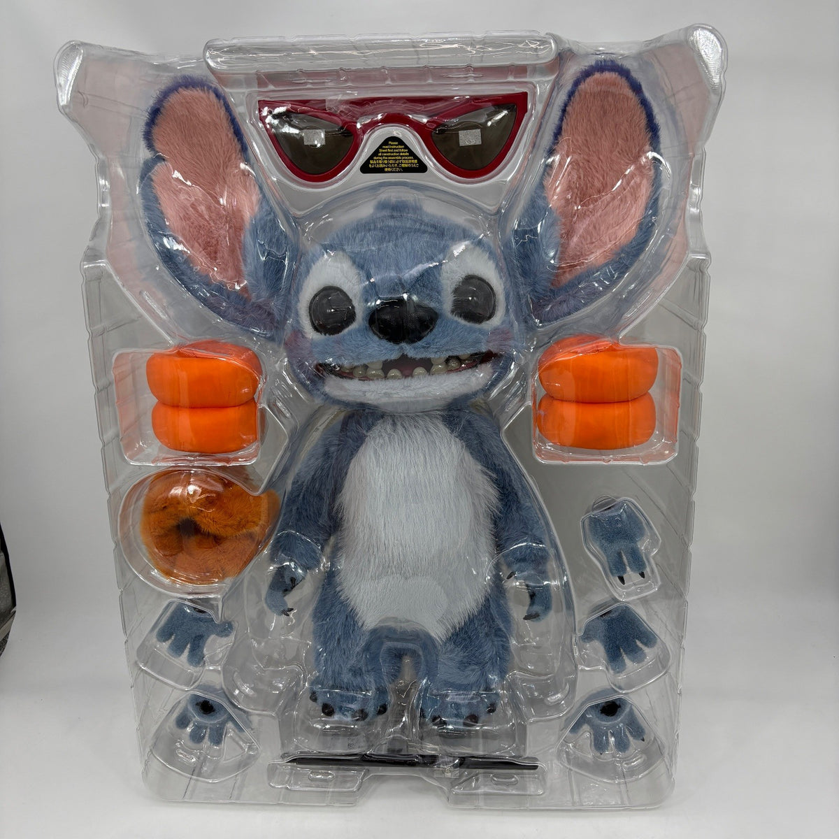 Hot Toys Movie Masterpiece Lilo & Stitch Stitch Collectible Figure