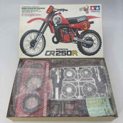 TAMIYA 1/12 Honda CR250R Motocrosser Motorcycle Series No.11 Display Model Kit