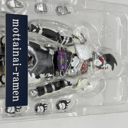 S.H.Figuarts Kamen Rider Genmu zombie gamer level X Action Figure Bandai