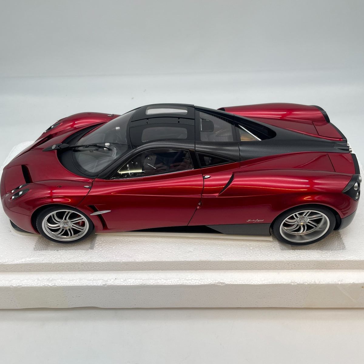 1/12 Pagani Huayra Metallic Red Minicar Model Kit AUTOart Japan Import