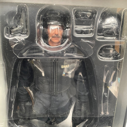 Hot Toys The Dark Knight 1Jim Gordon GCPD S.W.A.T Suit Ver. 1/6 Figure