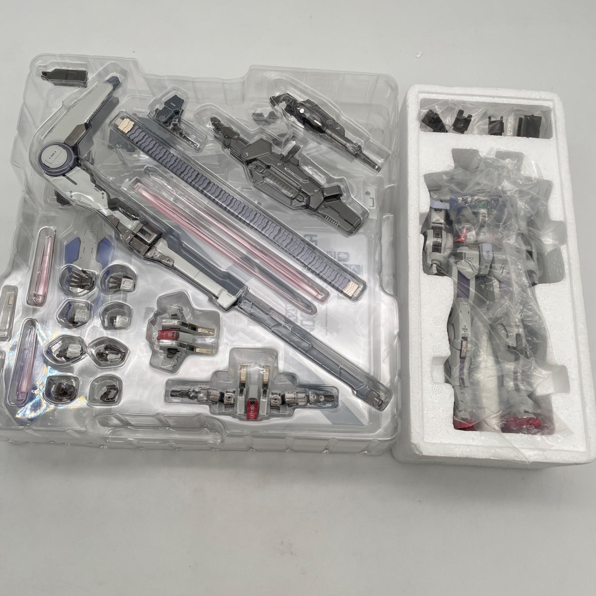 METAL BUILD Gundam Astraea Proto GN High Mega Launcher Action Figure BANDAI
