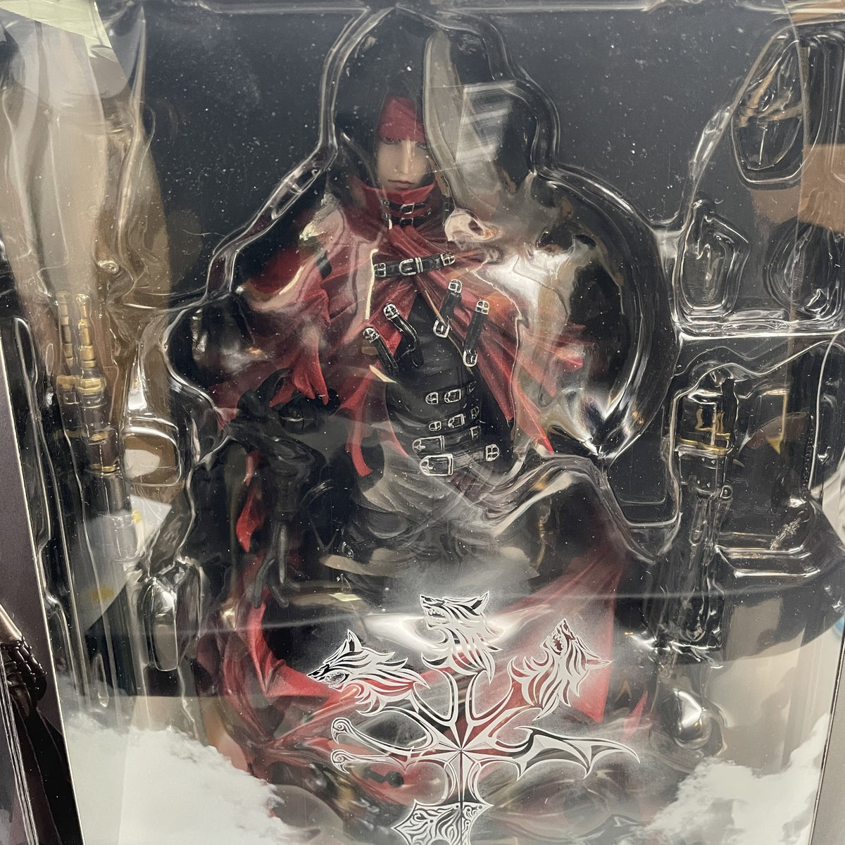 PLAY ARTS Kai Vincent Valentine Figure Final Fantasy VII Dirge of Cerberus