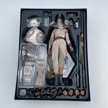 Hot Toys Star Wars The Force Awakens Rey & BB-8 1/6 Figure Movie Masterpiece