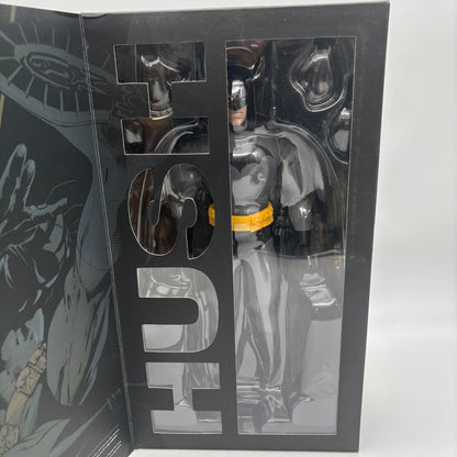 Real Action Heroes RAH Batman HUSH Ver. Black Medicom Toy
