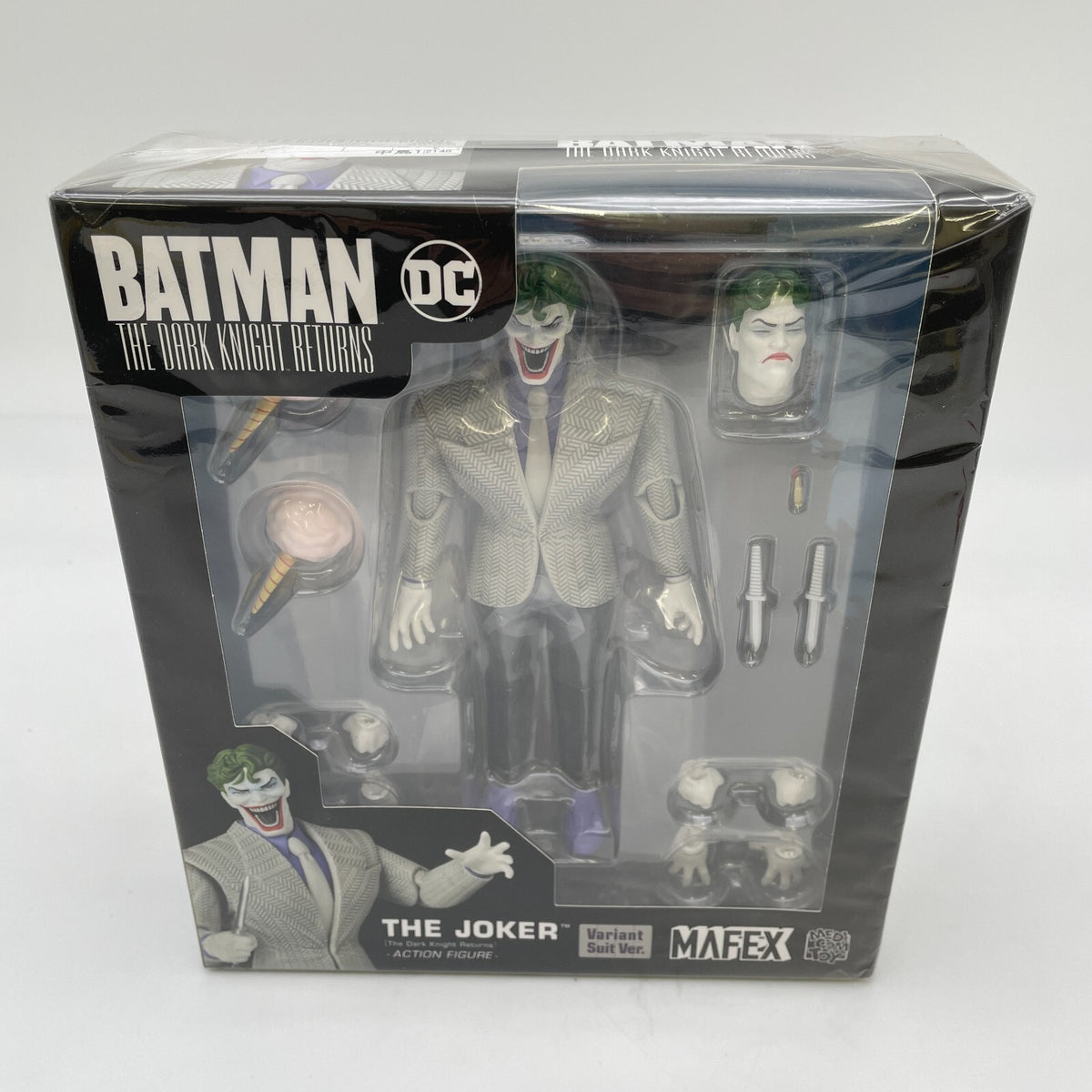 MAFEX THE JOKER (The Dark Knight Returns) Variant Suit Ver. Figure Medibom Toy