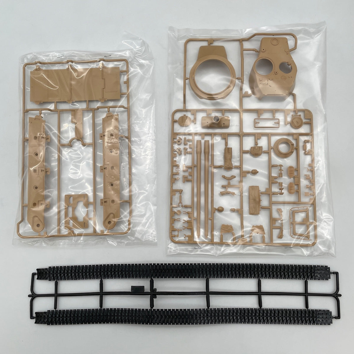 1/35 Israeli Tank Military M51 Super Shaman Plastic Model Kit TAMIYA Japan
