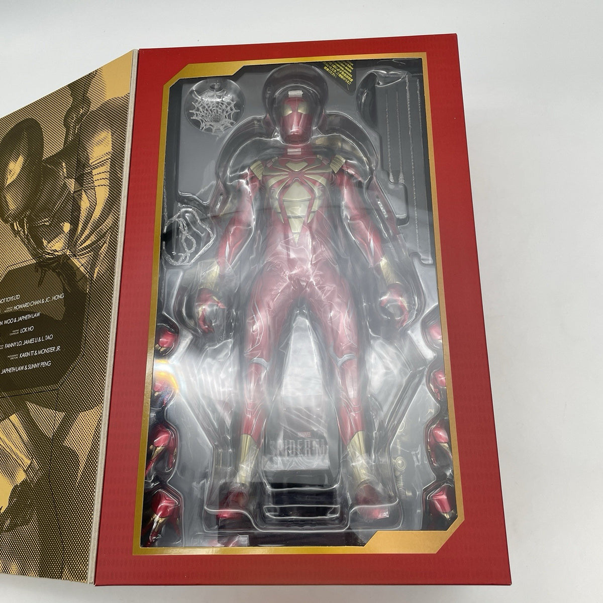 Hot Toys Marvel Spider-Man Iron Spider Armor 1/6 Figure VGM038
