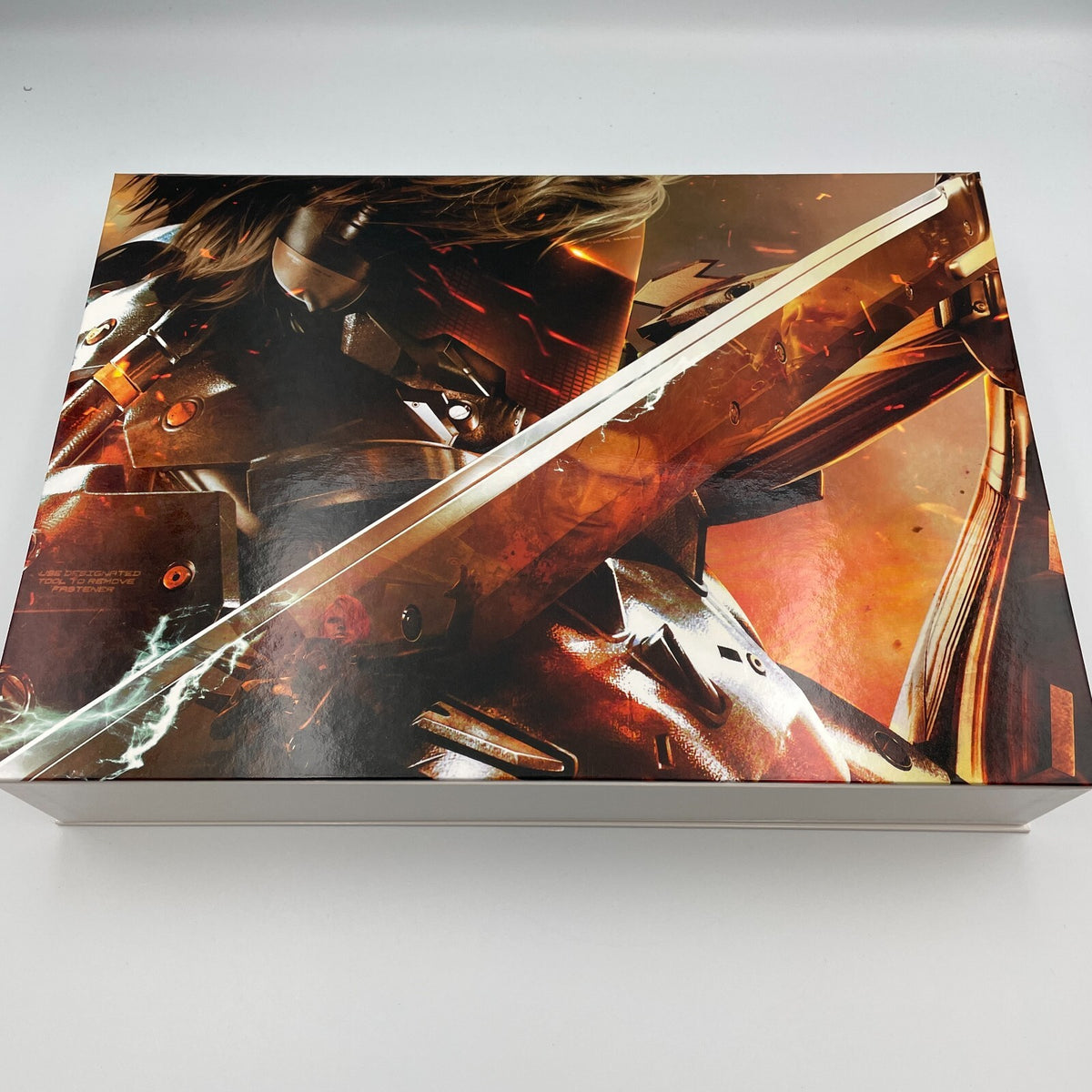 PS3 Metal Gear Rising Revengeance Premium Package Limited Edition Figure Book CD