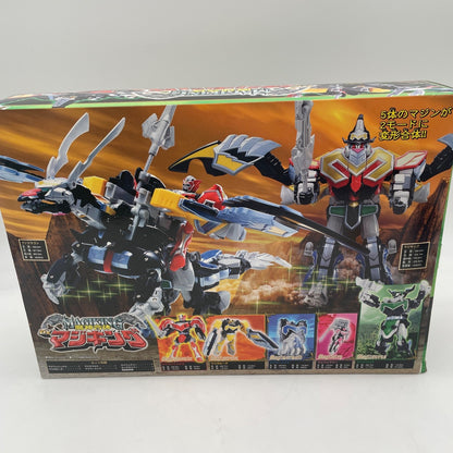 BANDAI Power Rangers Magiranger Mystic Force DX MagiKing Megazord Figure