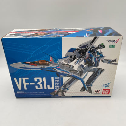 DX Chogokin Macross Delta VF-31J Siegfried Hayate Immermann Machine Bandai