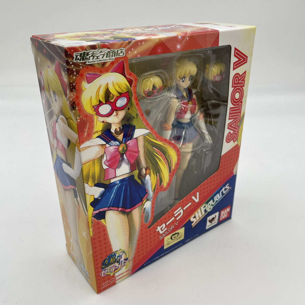 S.H. Figuarts Sailor V Sailor Moon Action Figure Bandai Tamashii Nations JP