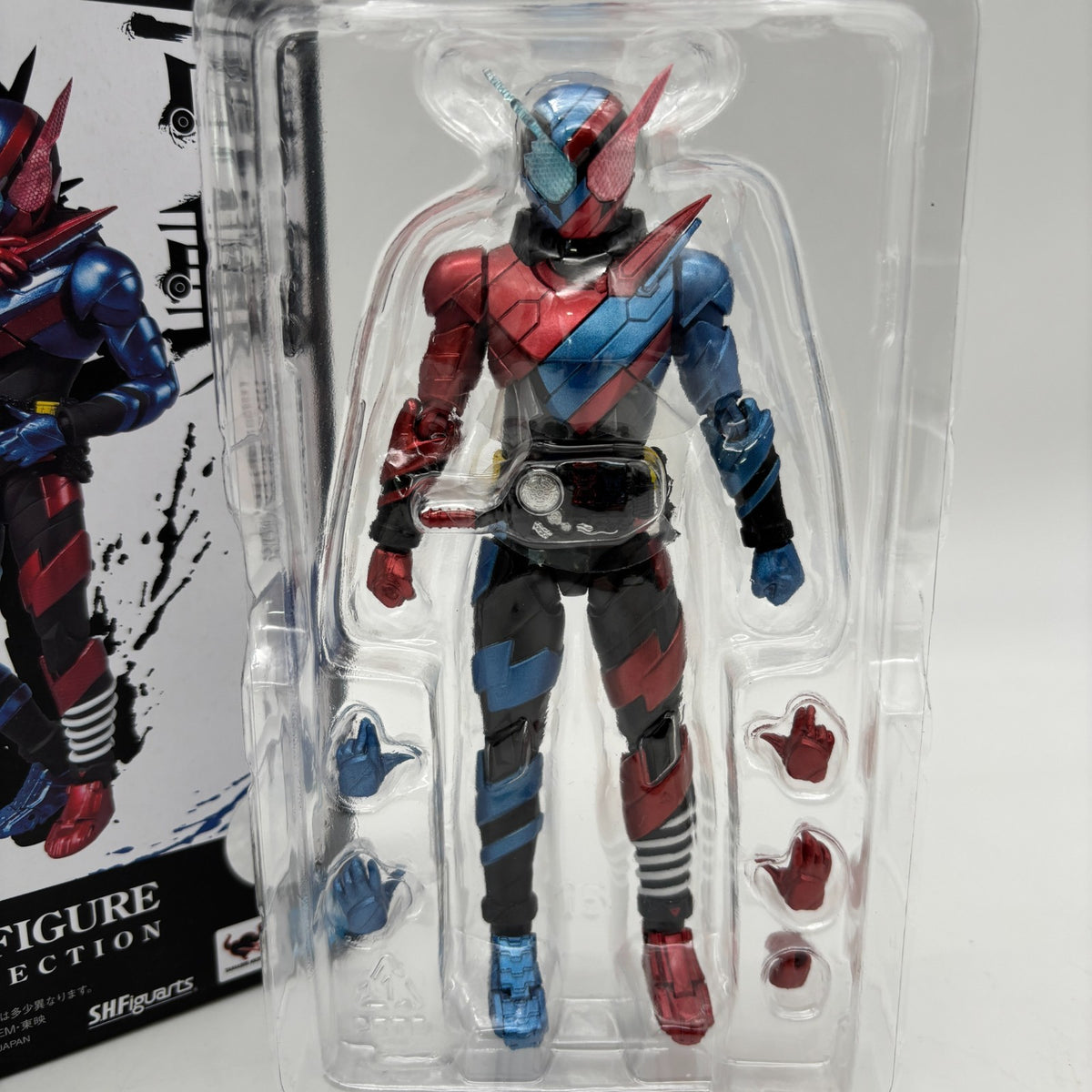 S.H.Figuarts Kamen Rider Build Rabbit Tank Form BEST SELECTION Action Figure