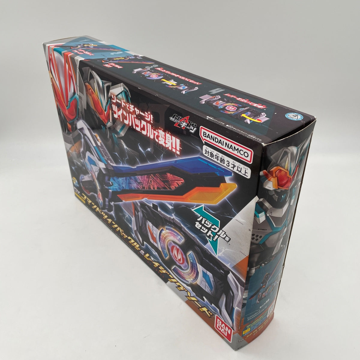 BANDAI Kamen Rider Geats DX Command Twin Buckle Raging Sword Pretend Hero Toy