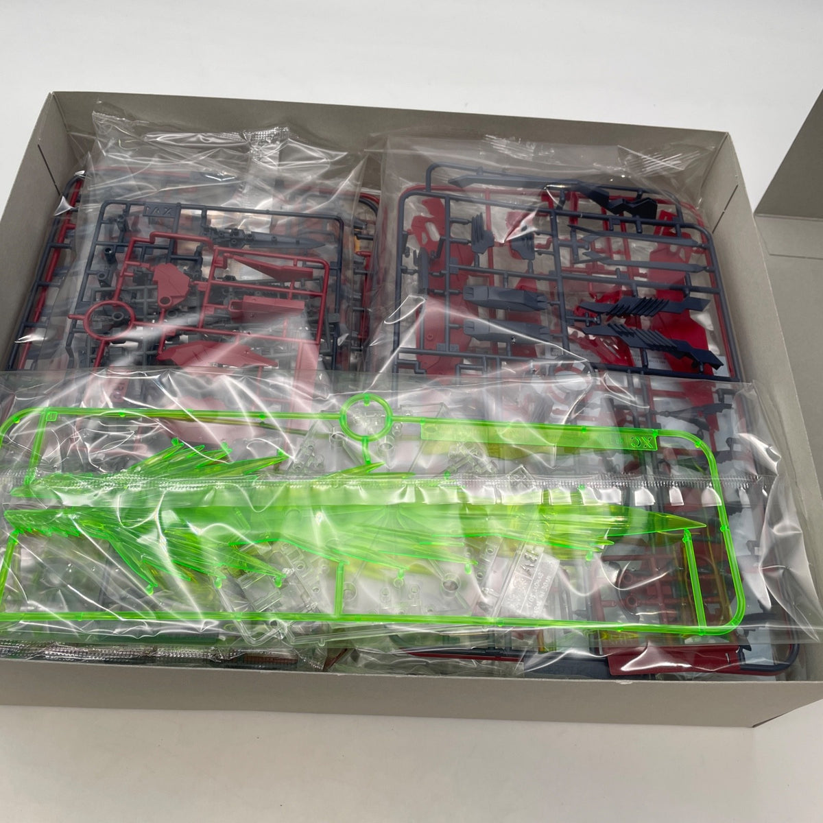 P-Bandai MG 1/100 OZ-13MS GUNDAM EPYON EW STURM UND DRANG UNIT Model Kit