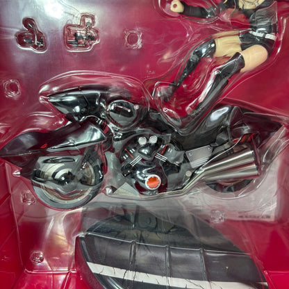 Fate/Grand Order Saber Altria Cuirassier Noir Pendragon (Alter) Figure GSC