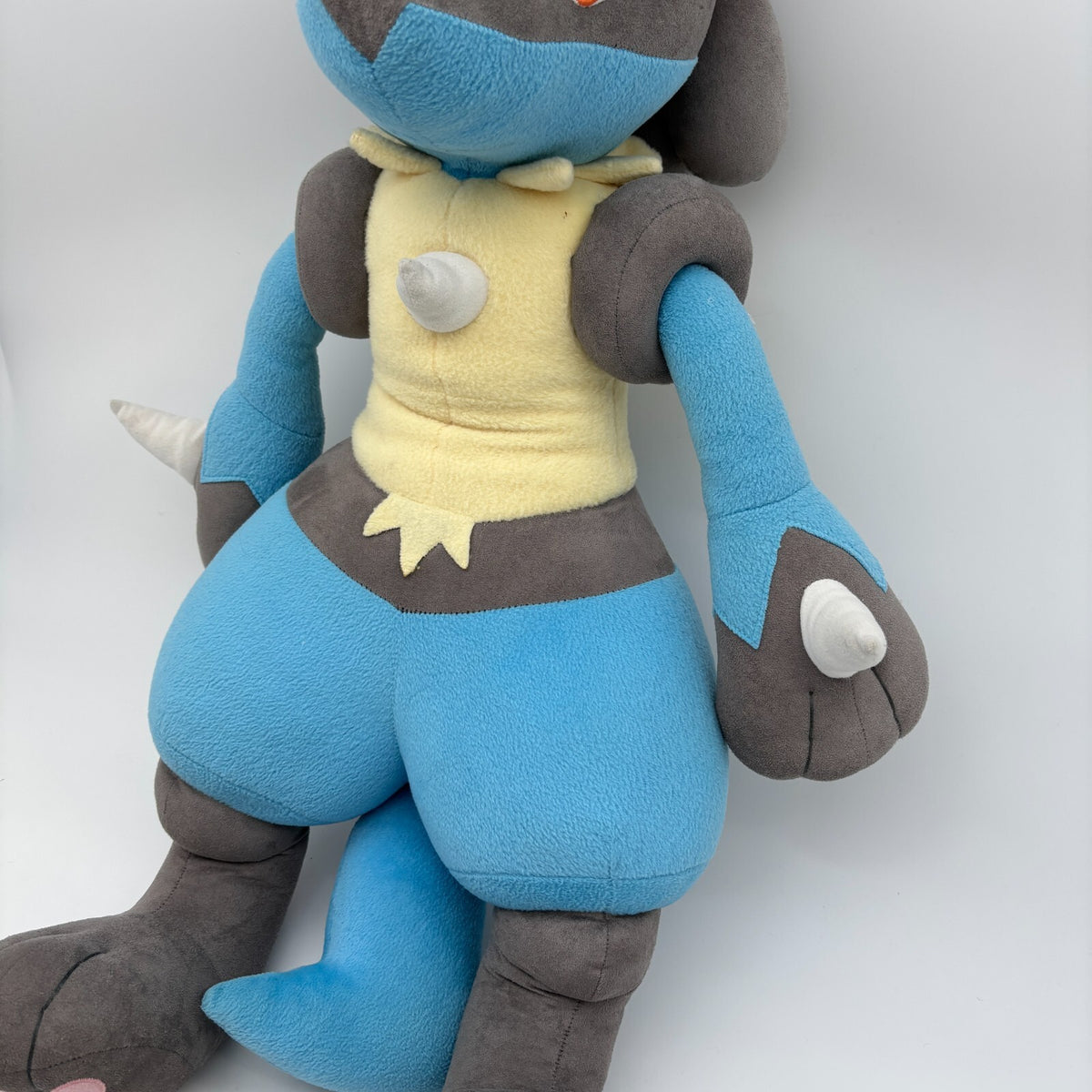 Pokemon Center Online Limited Life-Size Lucario Jumbo Plush 1/1