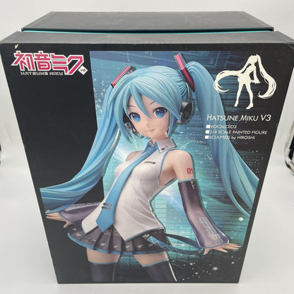 VOCALOID3 Hatsune Miku V3 1/4 PVC Figure FREEing B-style from From Japan