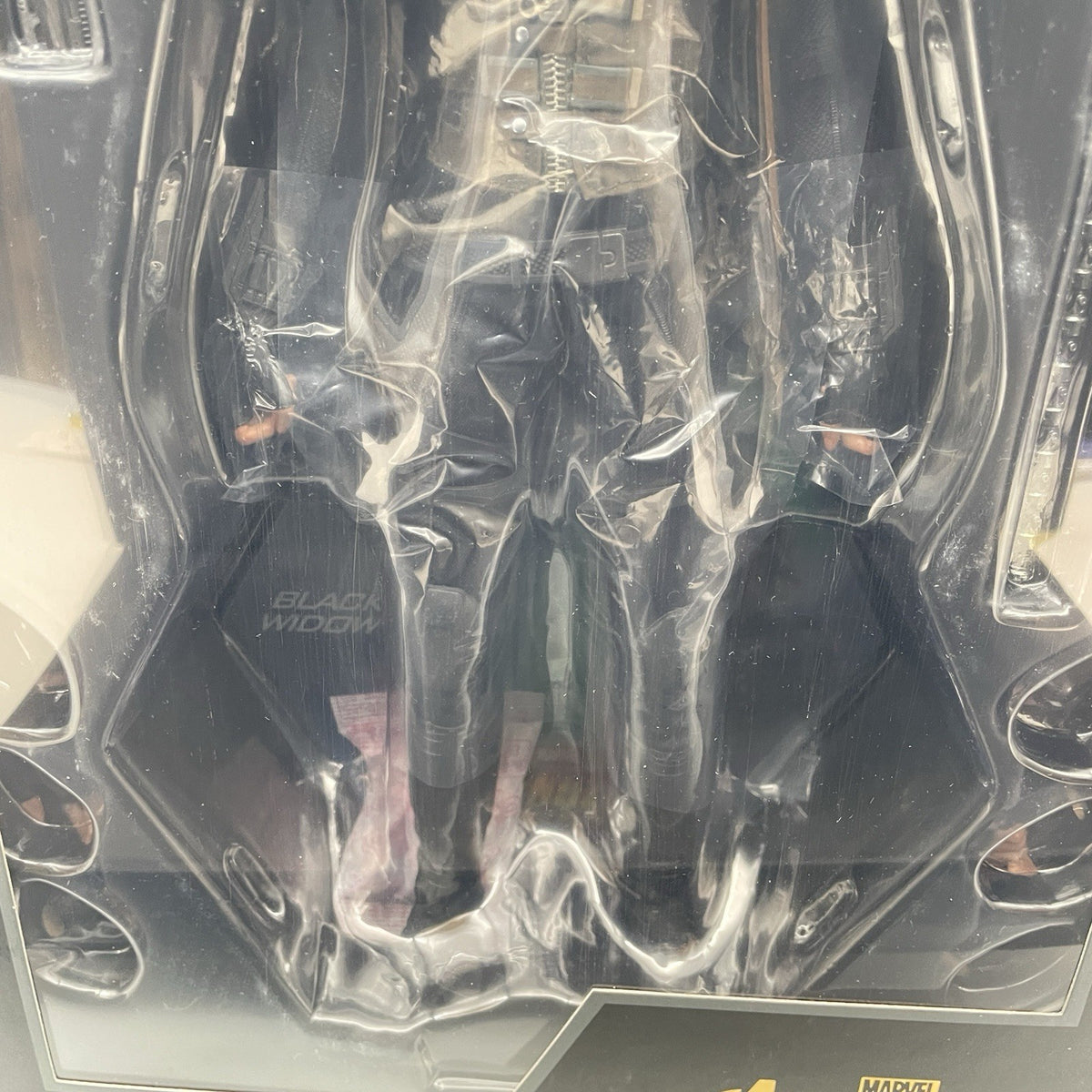 Hot Toys Movie Masterpiece Black Widow 1/6 Figure Marvel Avengers Infinity War