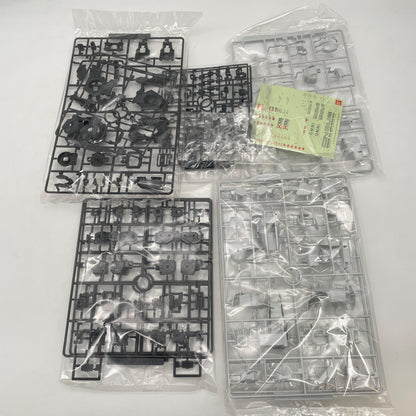 PG 1/60 GAT-X105 Mobile Suit Gundam SEED Strike Gundam Plastic Model BANDAI