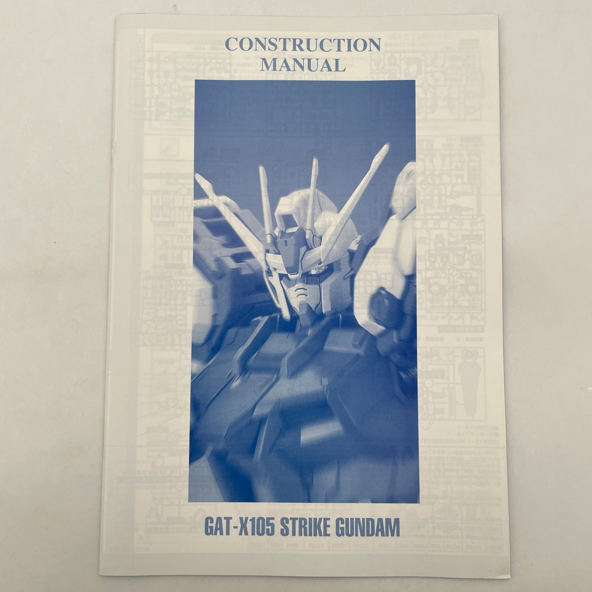 PG 1/60 GAT-X105 Mobile Suit Gundam SEED Strike Gundam Plastic Model BANDAI