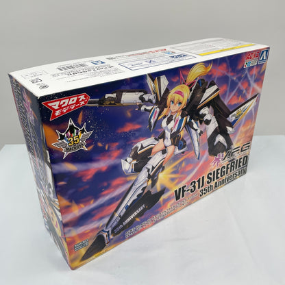 ACKS V.F.G. Macross Delta Model Kit VF-31J Siegfried 35th Anniversary Figure