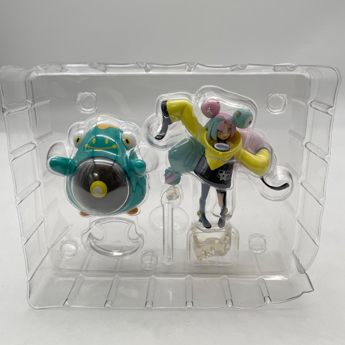 Pokemon Scale World Nanjamo & Halabary Figure Pokemon Center Limited