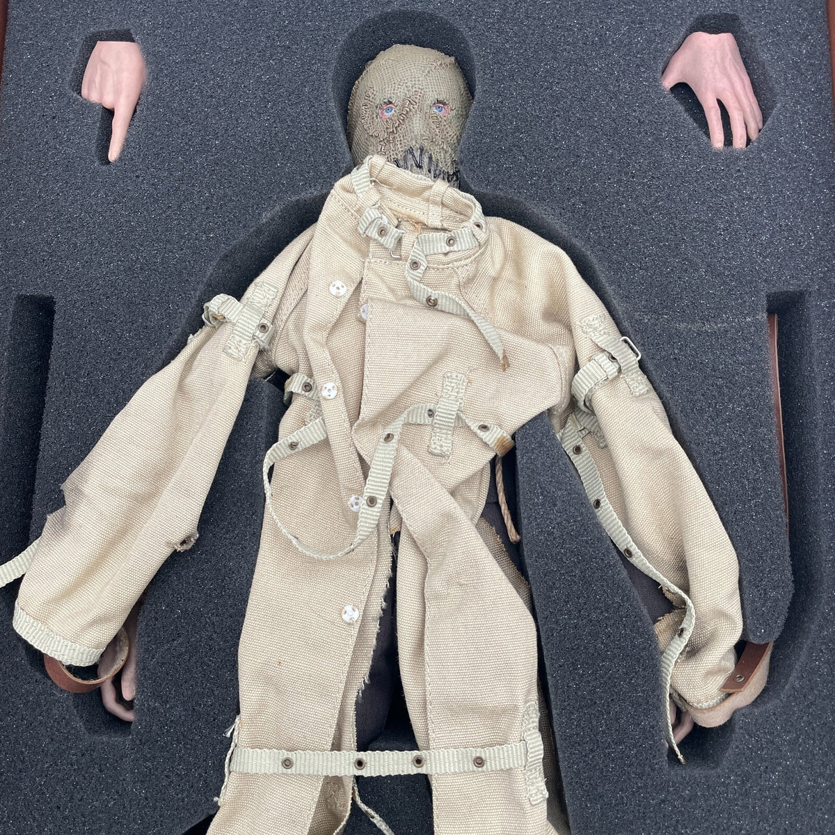 Hot Toys Batman Begins Demon Batman & Scarecrow 1/6 Figure Movie Masterpiece