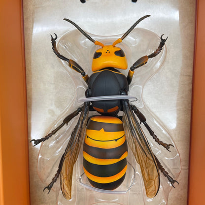 KAIYODO REVOGEO Asian Giant Hornet Figure RG004 Produce by Shinobu Matsumoto