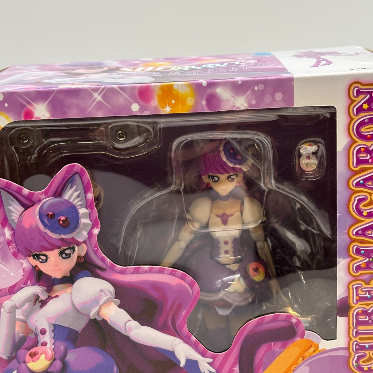 S.H.Figuarts Kirakira Pretty Pre Cure a la mode Cure Macaron Figure BANDAI