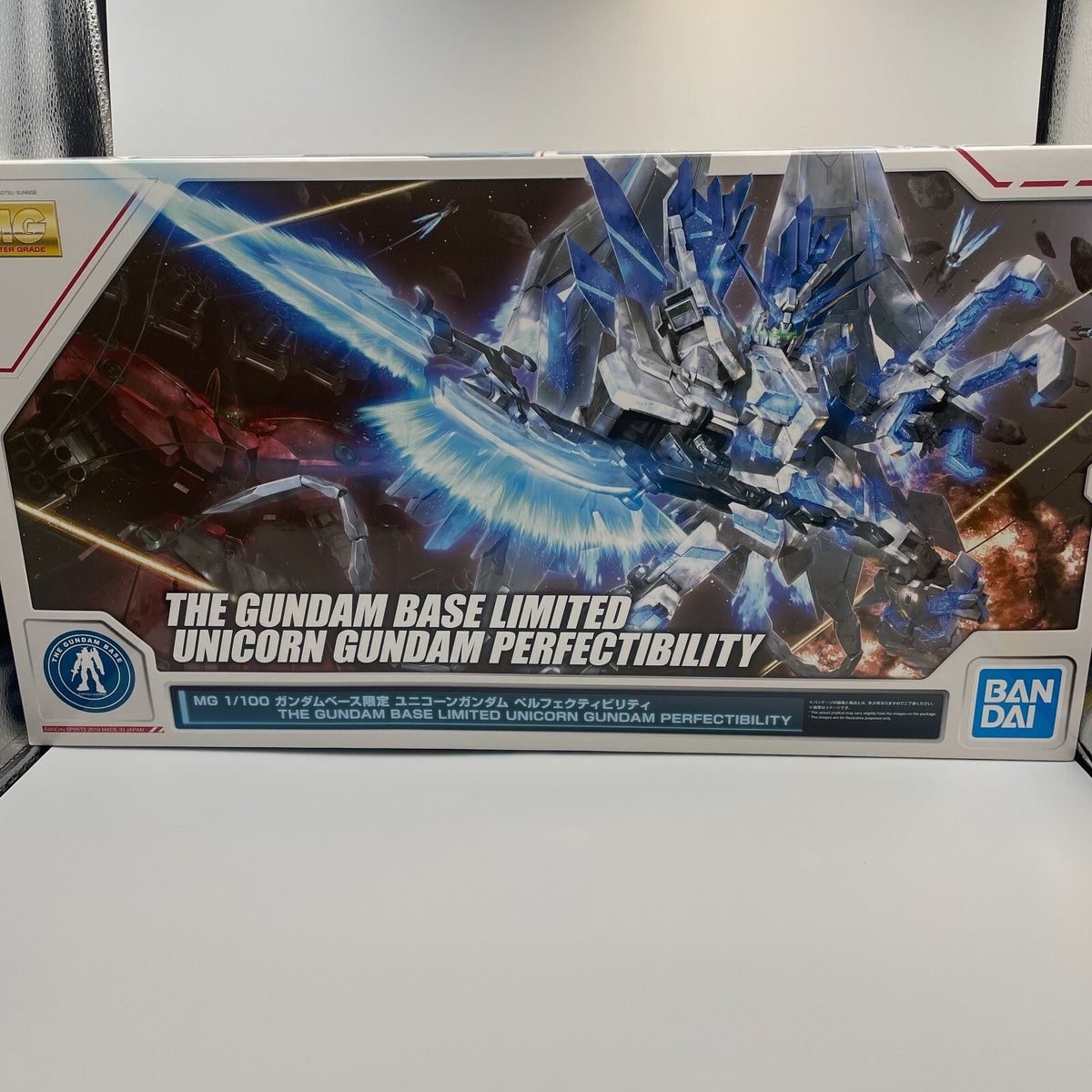 MG 1/100 Mobile Suit RX-0 Unicorn Perfectibility Gundam Base Figure Limited JP