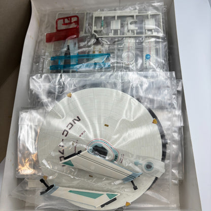 Star Trek 1/850 U.S.S. Enterprise NCC-1701 Plastic Model Kit BANDAI