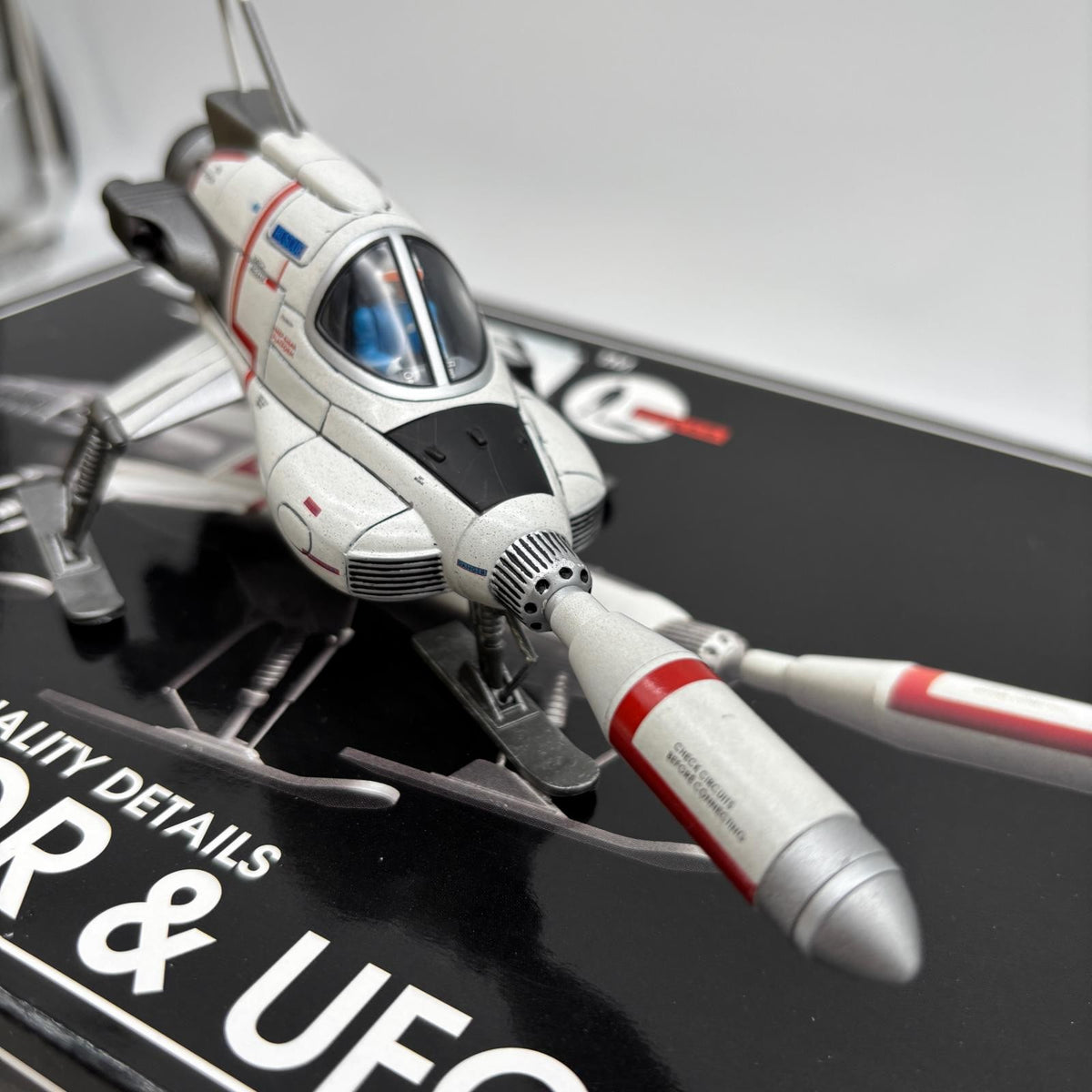 Aoshima Shinseiki Gokin UFO INTERCEPTOR & UFO Diecast Model Gerry Anderson