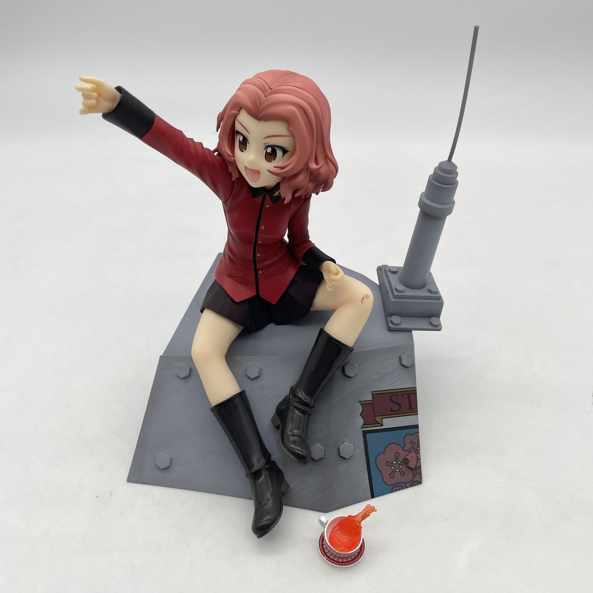 No box Girls und Panzer the Movie Rosehip 1/7 Scale PVC Figure Japan seller