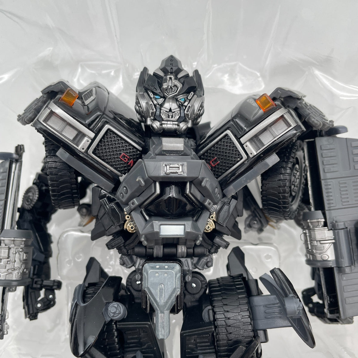 Transformers Masterpiece Movie Series MPM-6 Ironhide Takara Tomy Japan