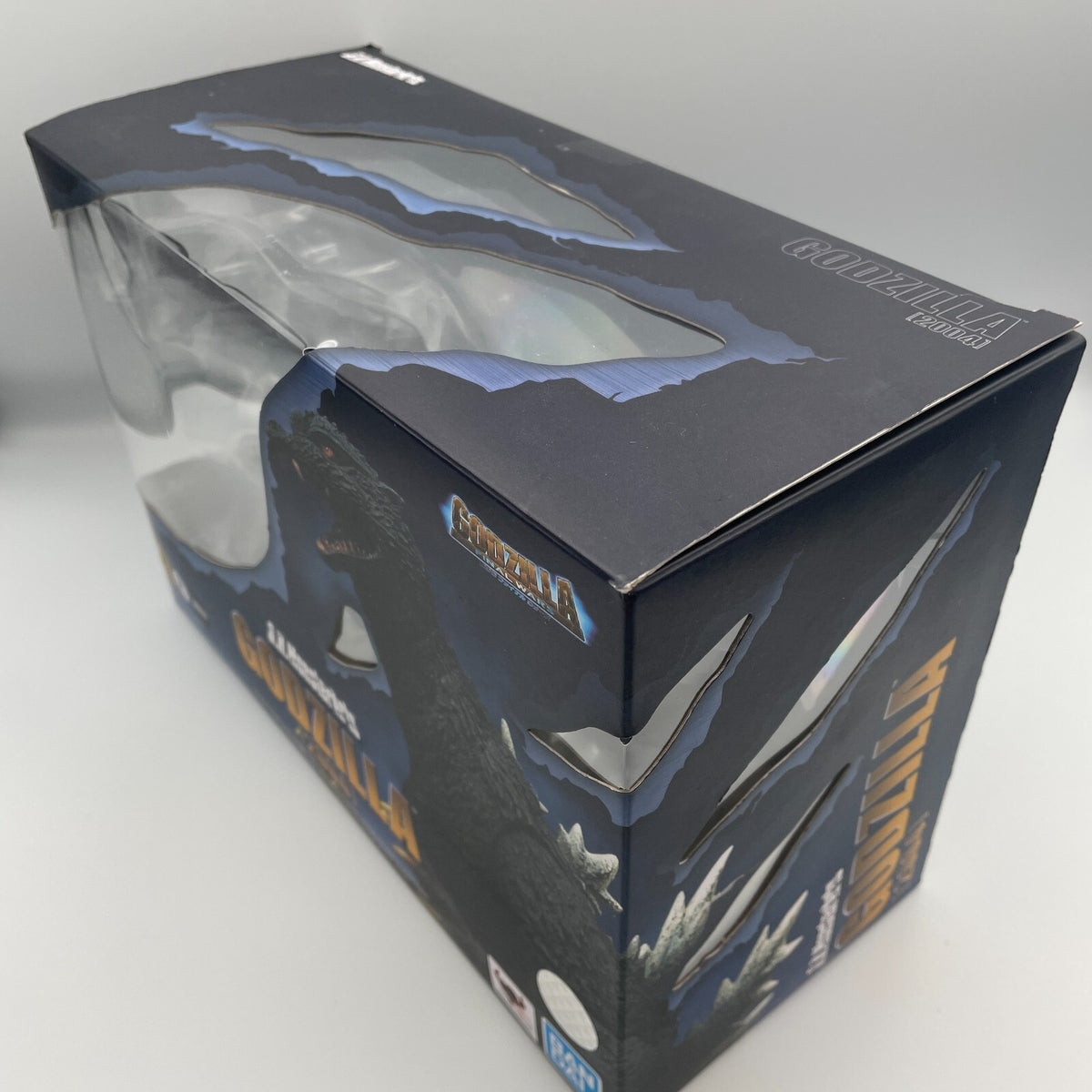 S.H.Monster Arts Godzilla 2004 Figure 160mm Godzilla Final Wars Bandai