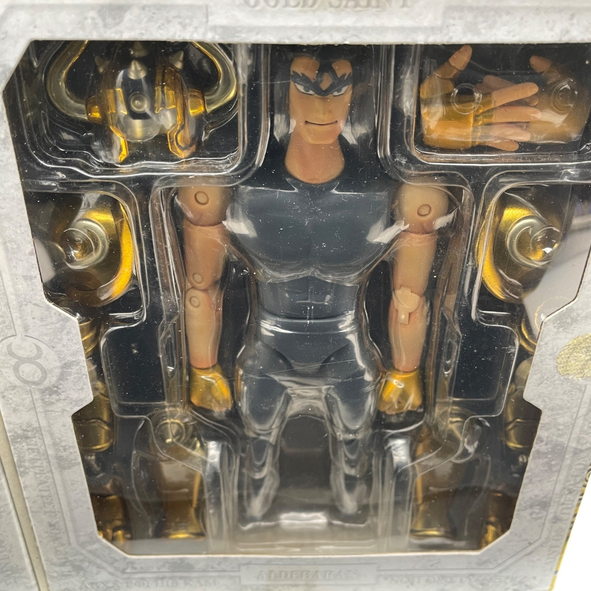 Saint Seiya Myth Cloth Taurus Aldebaran Action Figure BANDAI