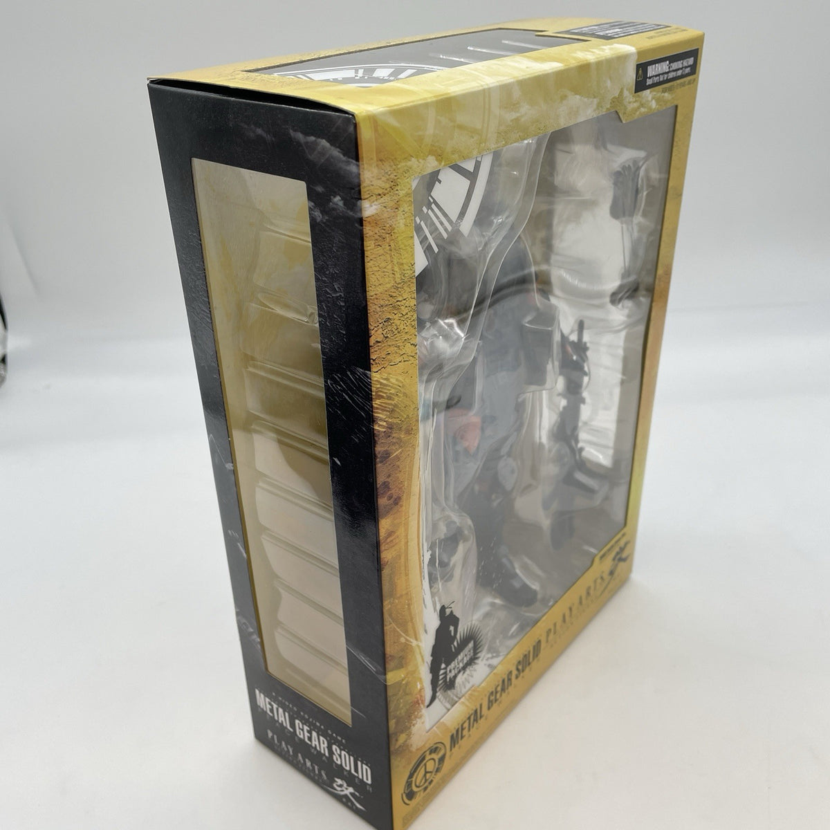 Play Arts Kai Metal Gear Solid Peace Walker Snake battle dress ver. Japan