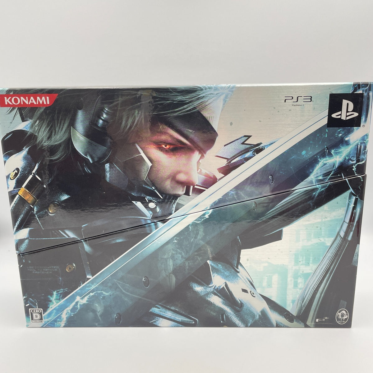 PS3 Metal Gear Rising Revengeance Premium Package Limited Edition Figure Book CD