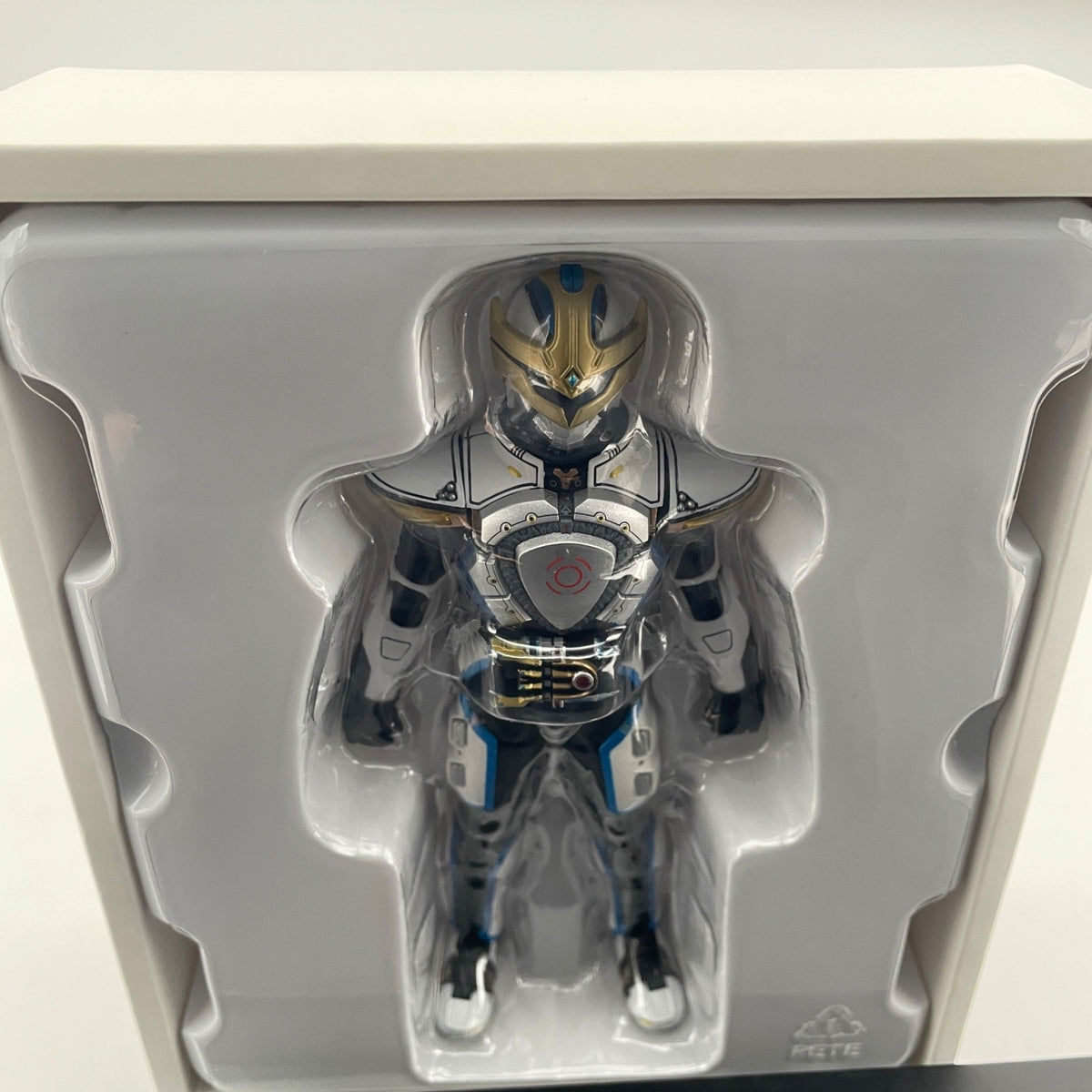 S.H.figuarts Shinkocchou Seihou Kamen Rider Ixa Save Mode Burst Mode Figure JP