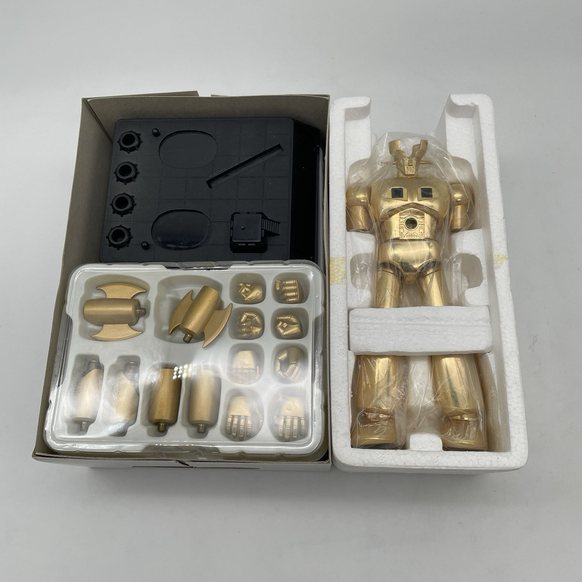 Soul of Chogokin GX-01RG Gold Mazinger Z Normal Edition Action Figure BANDAI